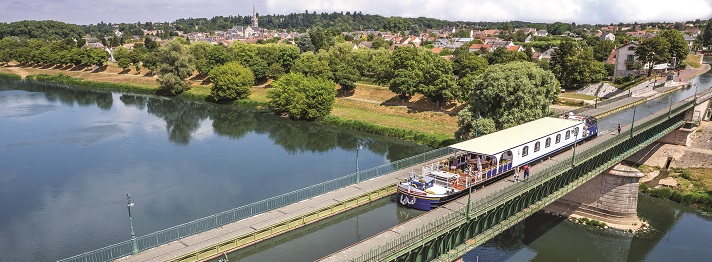 Barging - Burgundy and Loire Valley